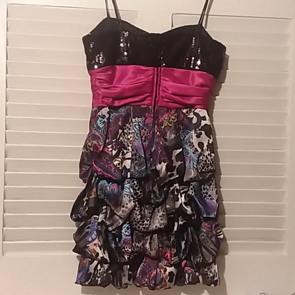 B. Darlin Dress - Picture 4 of 5